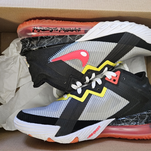 LeBron XV111 Low Nike, 8 Men's, White/ Bright  Crimson- Black - Picture 13 of 16